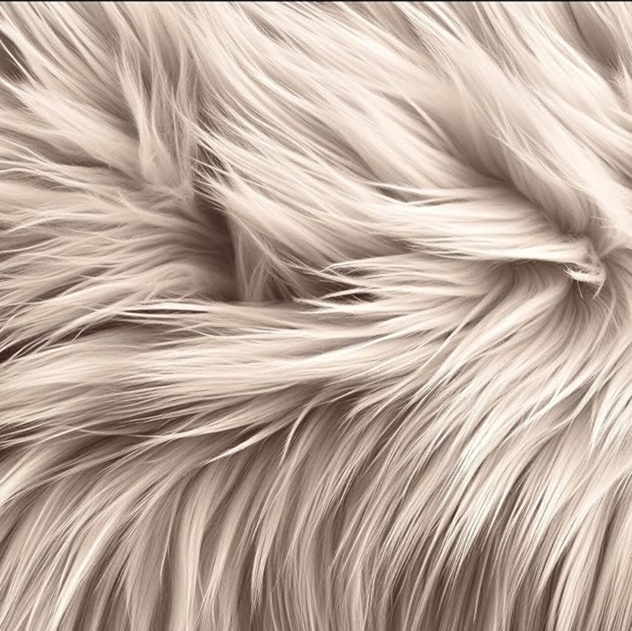 FabricLA | Faux Fur Round Circular Fluffy Shaggy Fabric | Use Round Faux Fur for Carpet, Play Mats, Bedroom, Christmas Decoration